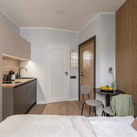 Neat And Simple Old Town *